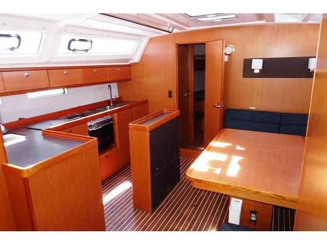 Book yachts online - sailboat - Bavaria Cruiser 46 - Rose - rent