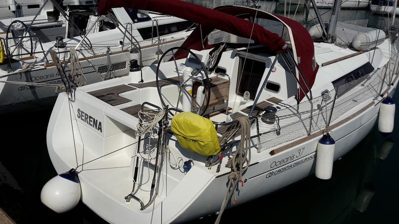 Book yachts online - sailboat - Oceanis 37 - Serena - rent