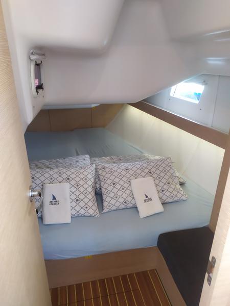 Book yachts online - sailboat - Elan Impression 40 - Valhalla with A/C - rent