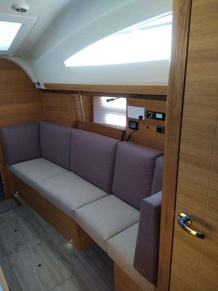 Book yachts online - sailboat - Elan Impression 40.1 - Baby Shark with A/C - rent