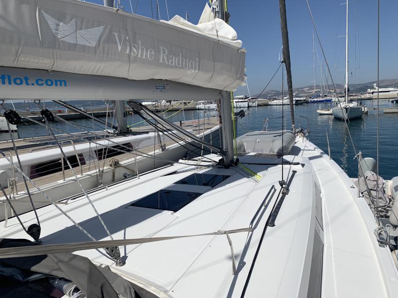 Book yachts online - sailboat - Hanse 445/3 - ZHELAET - rent