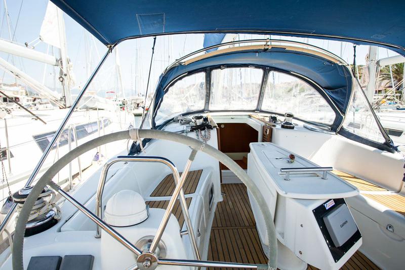 Book yachts online - sailboat - Oceanis 40 - Ventura - rent