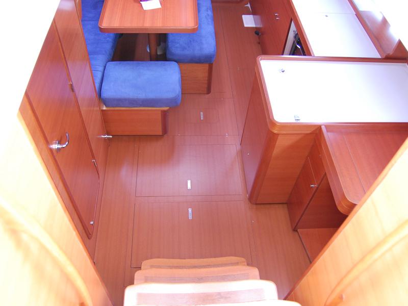 Book yachts online - sailboat - Dufour 375 GL - One&amp;Only - rent