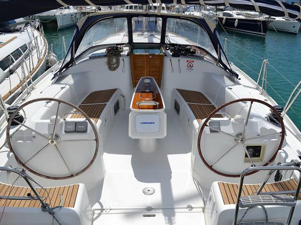 Book yachts online - sailboat - Cyclades 43.4 - Klementa - rent