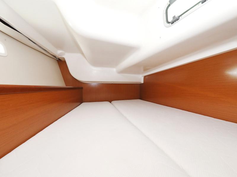 Book yachts online - sailboat - Oceanis 40 - Second Wind - rent