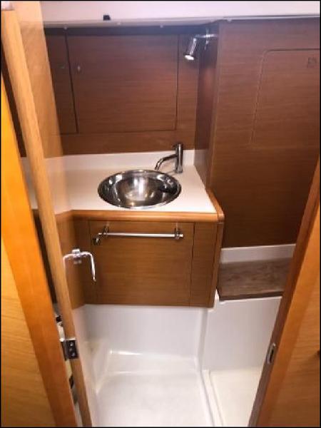 Book yachts online - sailboat - Sun Odyssey 409 - Elena - rent