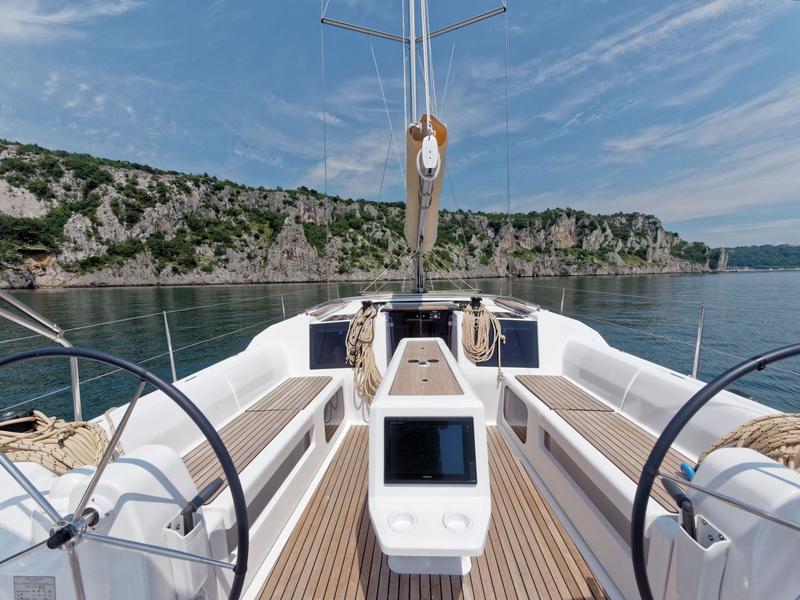 Book yachts online - sailboat - Dufour 412 GL - Mi Cielo - rent