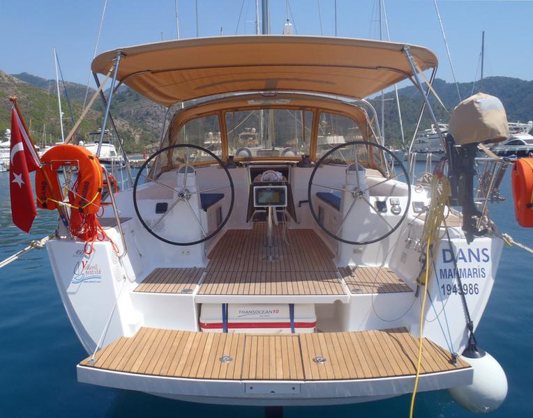Book yachts online - sailboat - Dufour 450 GL - Dans - rent