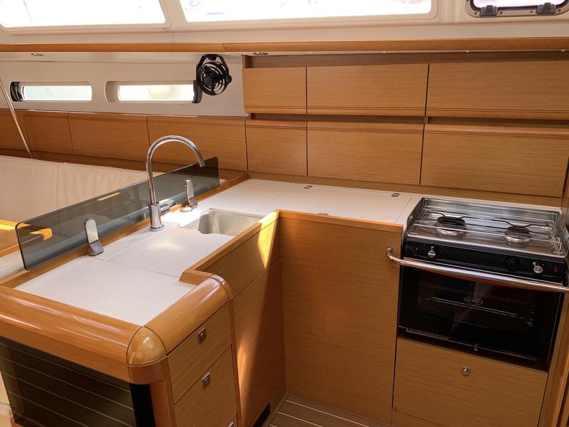Book yachts online - sailboat - Sun Odyssey 439 - Elisavet - rent
