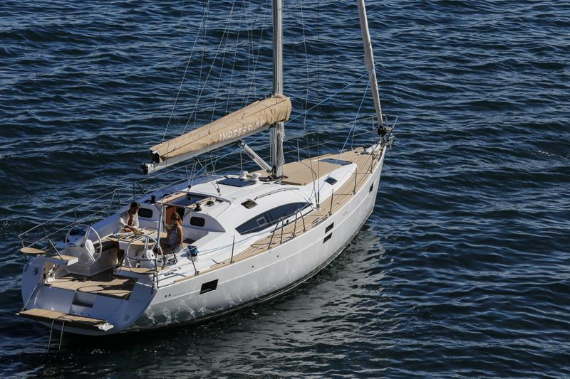 Book yachts online - sailboat - Elan 45 Impression - Goldfinger  - rent