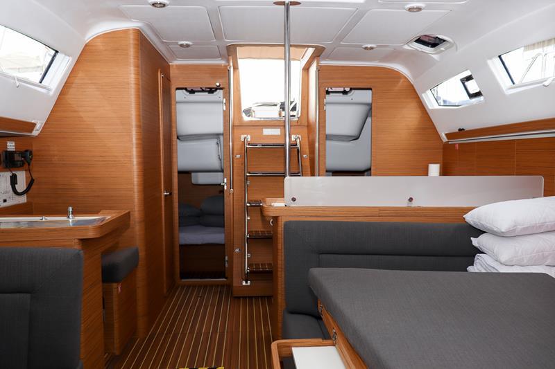 Book yachts online - sailboat - Elan 45 Impression - Her Majesty  - rent