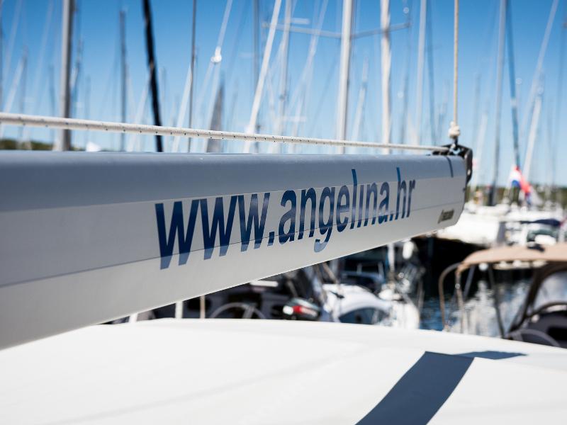 Book yachts online - sailboat - Bavaria 41 Cruiser - STAR LILLI - rent