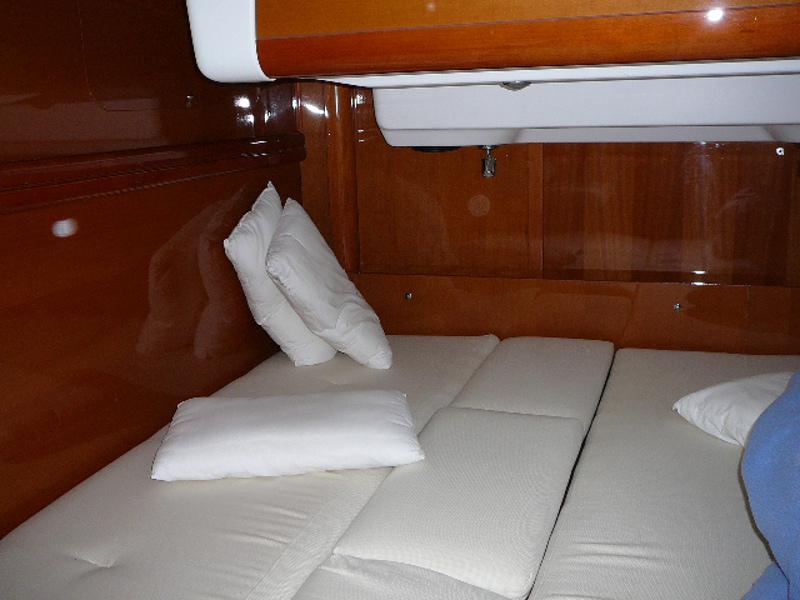 Book yachts online - motorboat - Antares 13.80 - HELENA ZARA - rent
