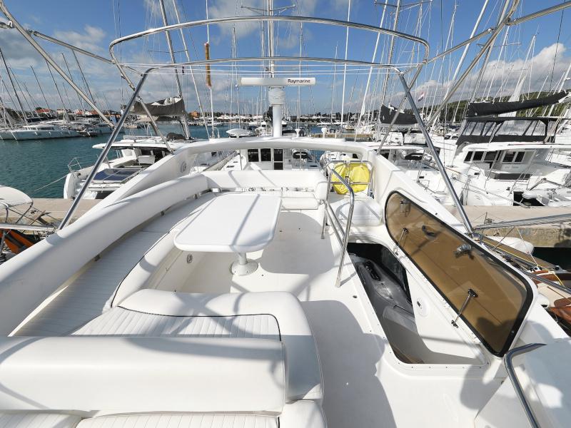 Book yachts online - motorboat - Sunseeker Manhattan 50 - FOREVER MAJA - rent