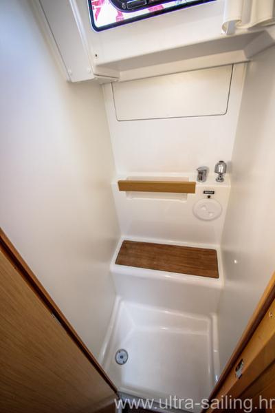 Book yachts online - sailboat - Oceanis 38 - LA GAFFE - rent
