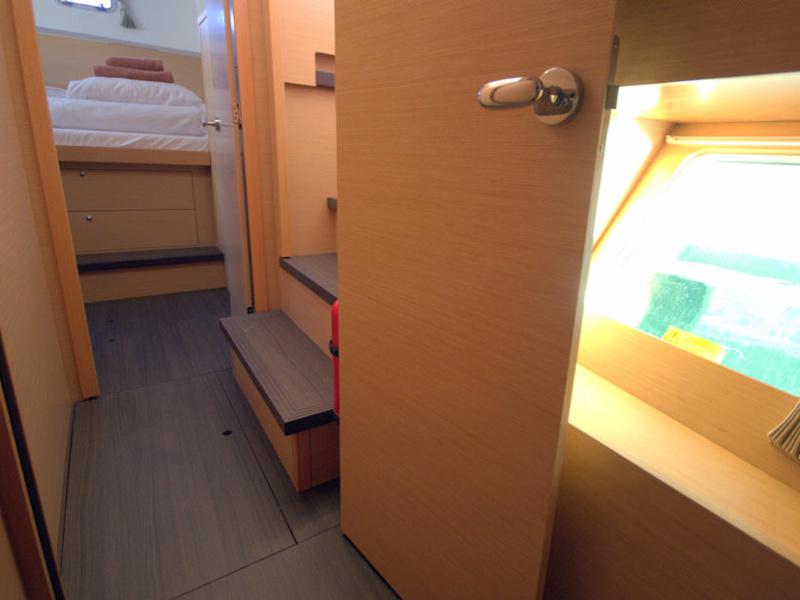 Book yachts online - catamaran - Lagoon 39 - Catherine - rent