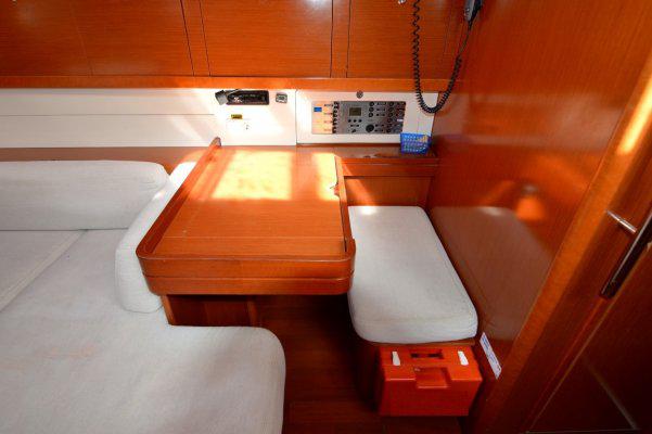 Book yachts online - sailboat - Oceanis 50 Family - LARA  - rent