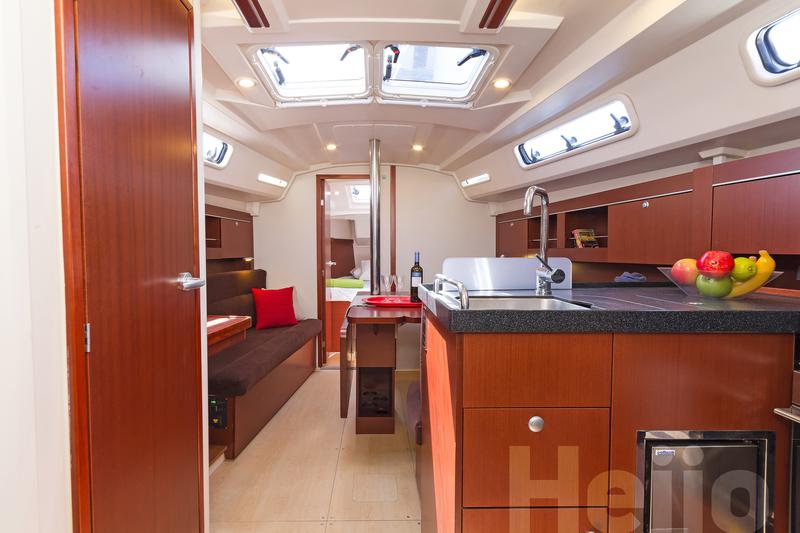 Book yachts online - sailboat - Hanse 345 - Heijo - rent