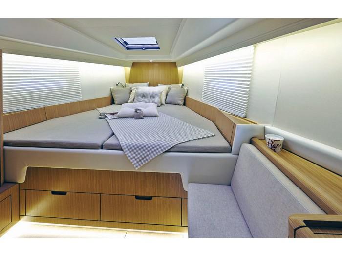 Book yachts online - sailboat - Azuree 46 - Profilo 2.0 - rent