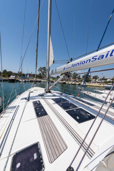 Book yachts online - sailboat - Bavaria Cruiser 50 - Altair - Bow &amp; Solar - rent