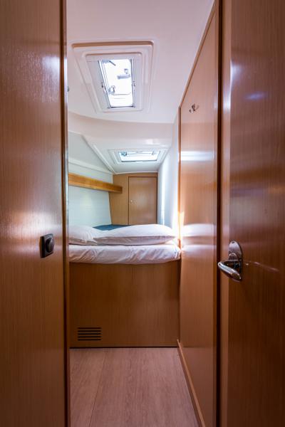 Book yachts online - sailboat - Bavaria Cruiser 50 - Altair - Bow &amp; Solar - rent