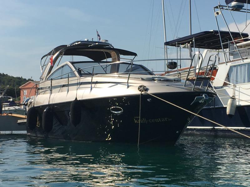 Book yachts online - motorboat - Mirakul 30 Sport - Laura III - rent