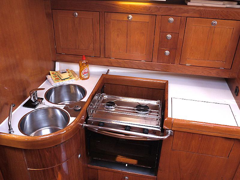 Book yachts online - sailboat - Elan 431 - LEO - rent