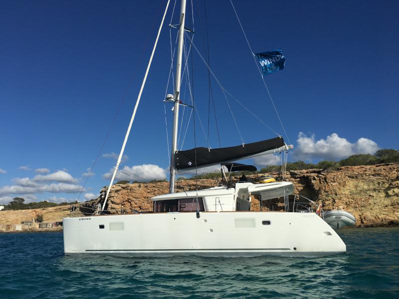 Book yachts online - catamaran - Lagoon 450 - GENIA - rent