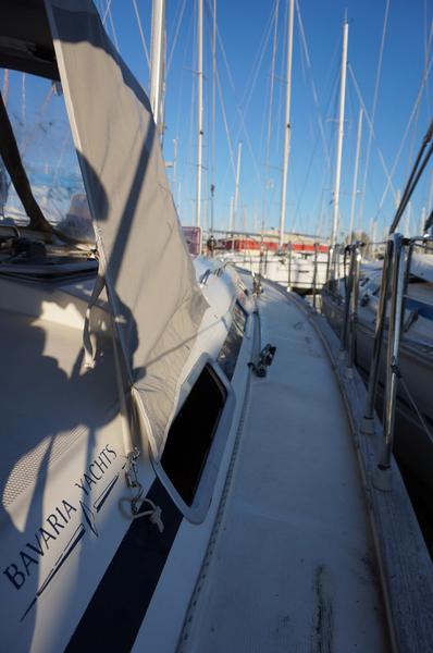 Book yachts online - sailboat - Bavaria 44 - Bavaria 44 (2002) - rent