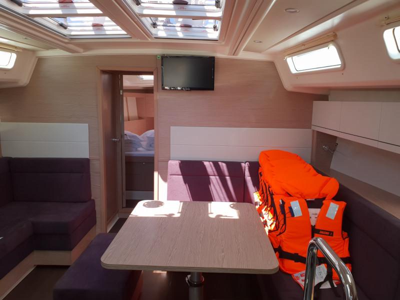 Book yachts online - sailboat - Hanse 458 - Adagio - rent