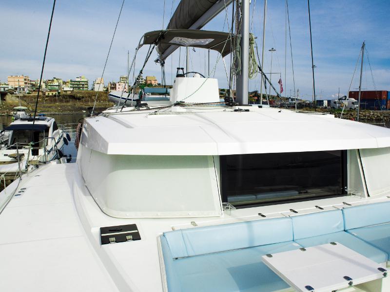 Book yachts online - catamaran - Bali 4.5 - Advocat - rent