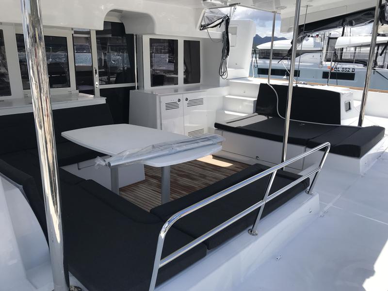Book yachts online - catamaran - Lagoon 450F - Rigel Kentaurus (MAR) - rent
