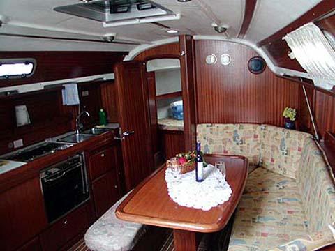 Book yachts online - sailboat - Bavaria 36 - Charlotte - rent