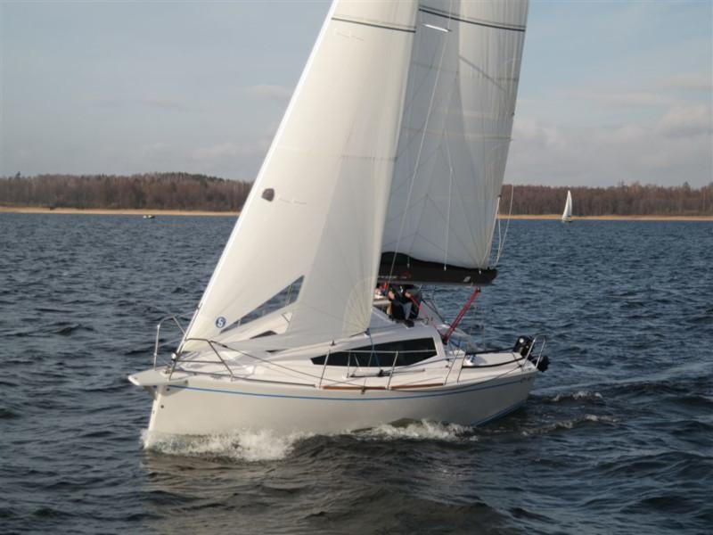 Book yachts online - sailboat - Maxus Evo 24 Prestige + - MERU - rent