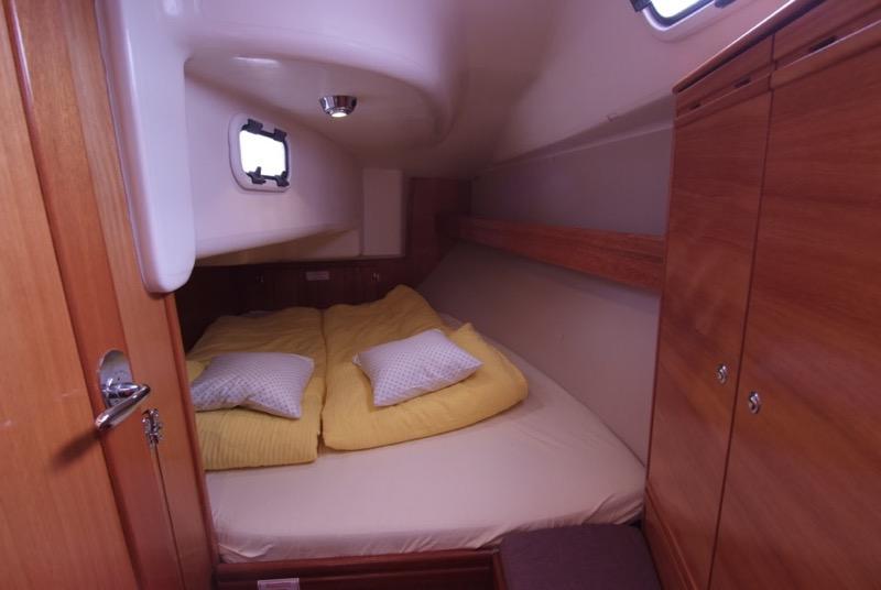 Book yachts online - sailboat - Bavaria 31 Cruiser - MALA  - rent