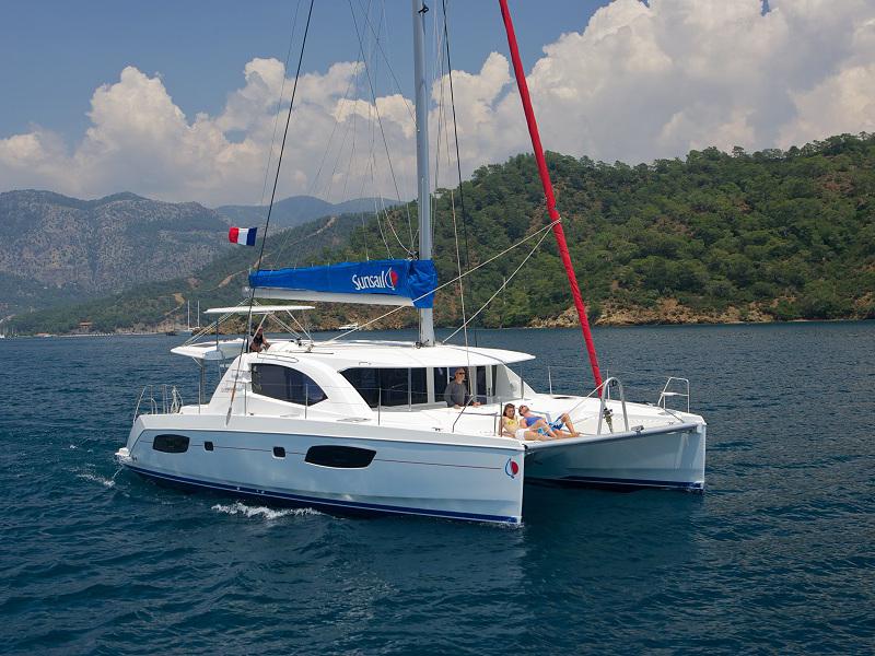 Book yachts online - catamaran - Sunsail 444 - Sunsail 444 (2013) - rent