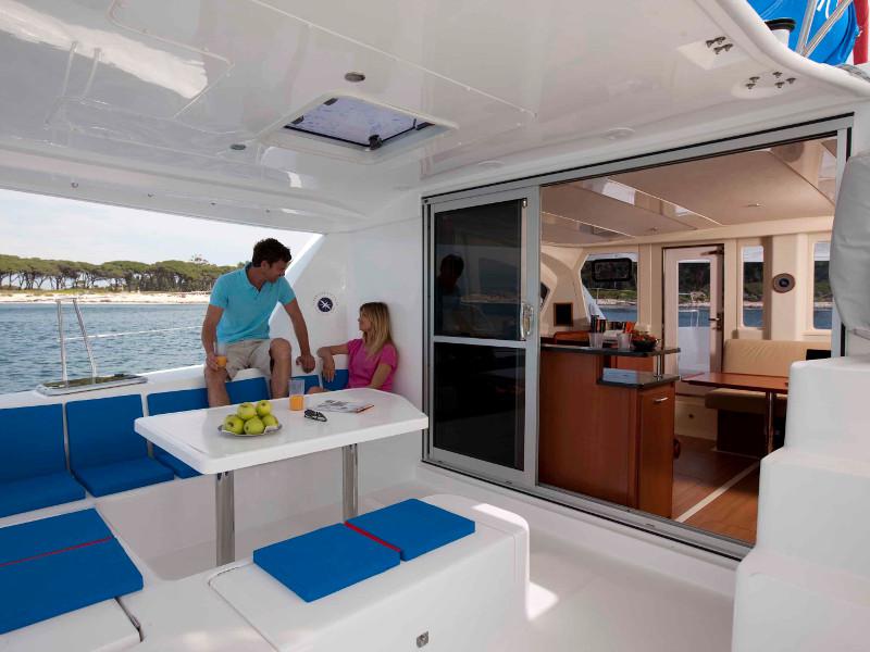 Book yachts online - catamaran - Sunsail 444 - Sunsail 444 (2015) - rent