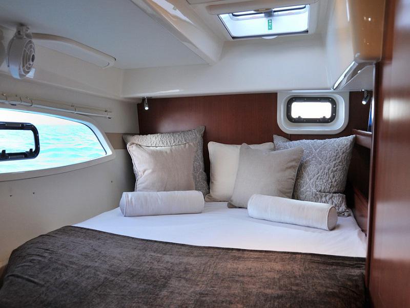Book yachts online - catamaran - Sunsail 444 - Sunsail 444 (2015) - rent
