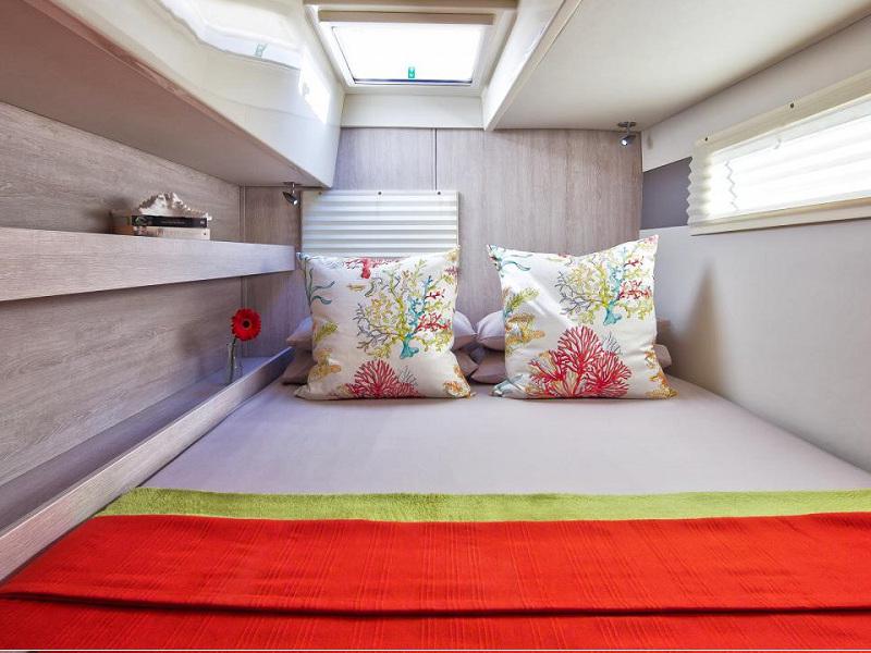 Book yachts online - catamaran - Sunsail 404 - Sunsail 404 (2017) - rent