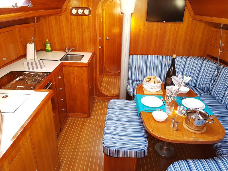 Book yachts online - sailboat - Salona 45 - Eol - rent