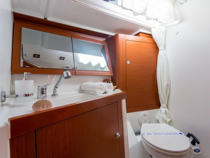 Book yachts online - sailboat - Oceanis 45 - FORTUNE - rent