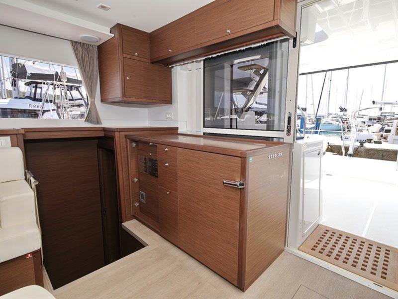 Book yachts online - catamaran - Lagoon 450 Sport - I Love Anna (Generator) - rent