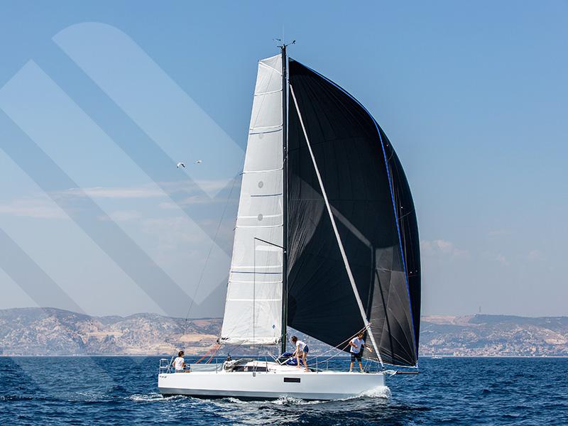 Book yachts online - sailboat - Pogo 30 - Harmattan - rent