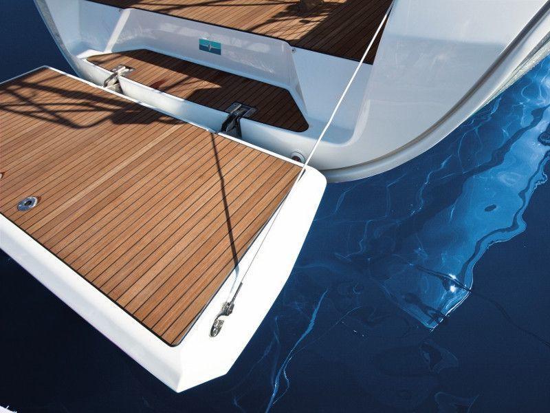 Book yachts online - sailboat - Bavaria 34 Cruiser - Be Happy - rent