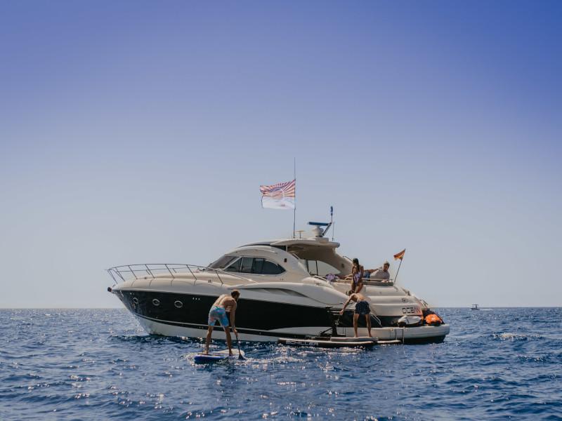 Book yachts online - motorboat - Sunseeker Predator 58 - Ocean Barcelona - rent