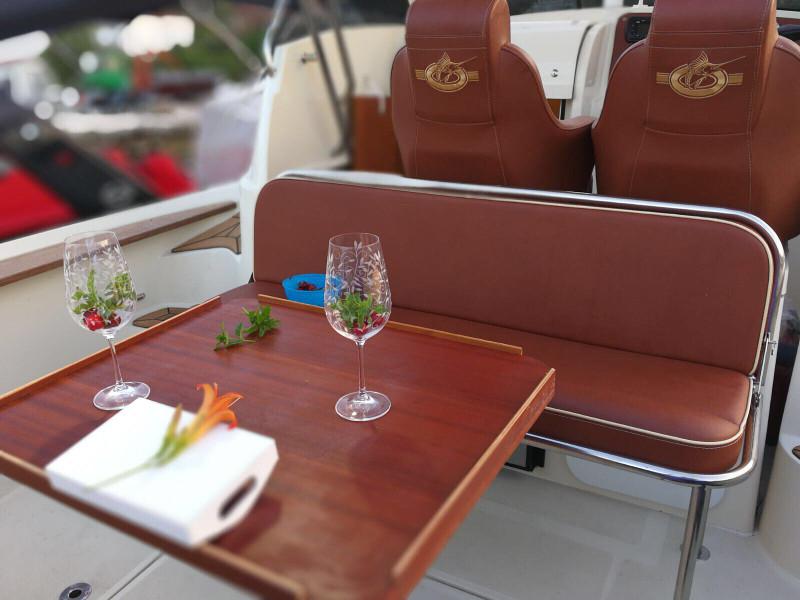 Book yachts online - motorboat - Sun Sport 845 - SUN SPORT 845 - rent