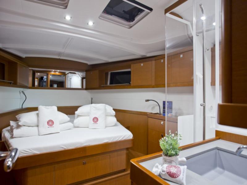Book yachts online - sailboat - Oceanis 48 (10-4) - Lady Bug I - rent