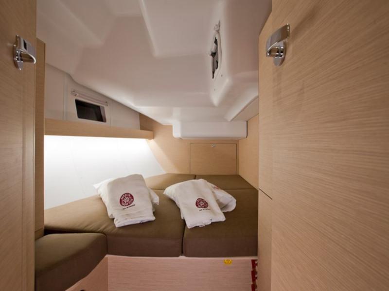 Book yachts online - sailboat - Elan Impression 45 - Maui - rent