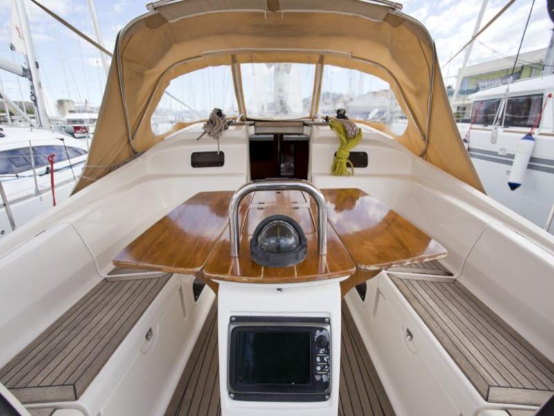 Book yachts online - sailboat - Elan 434 Impression - Hedda Gabler - rent