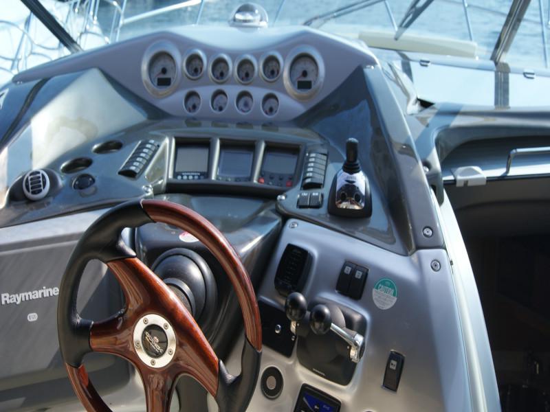 Book yachts online - motorboat - Cranchi 43 IPS - Sunpower - rent